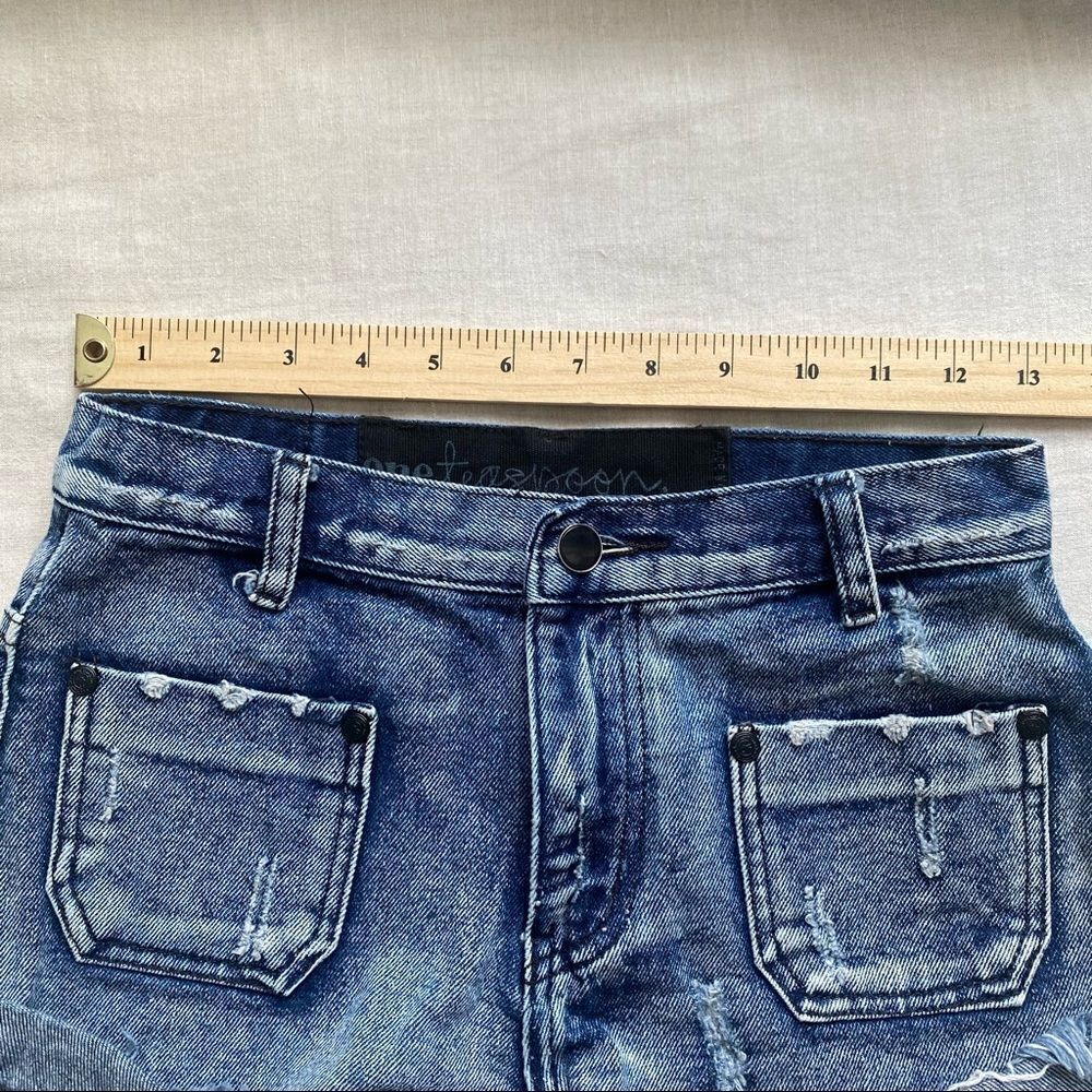 One Teaspoon Denim Shorts - Picture 7 of 8